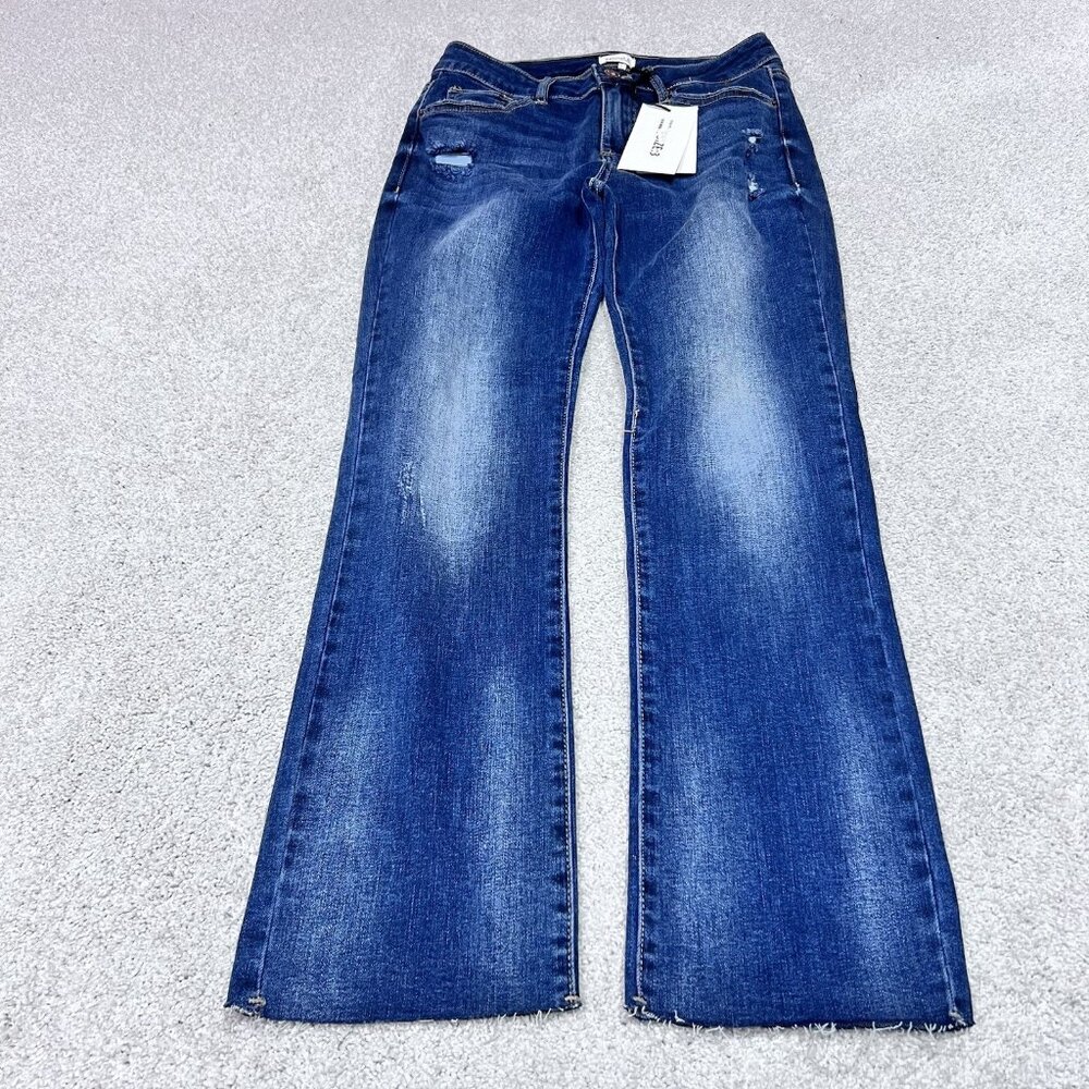 Special A Jeans Women’s Blue Straight Leg Distressed Pockets Size 3 NWT